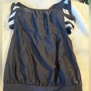 Gorgeous black and white tankini top nwot